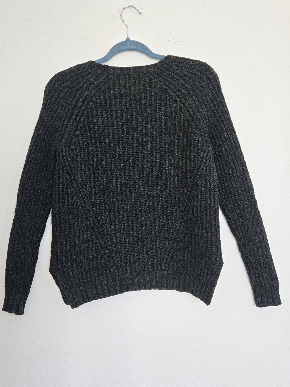 American Eagle Scoop Neck Sweater - Picture 4 of 6
